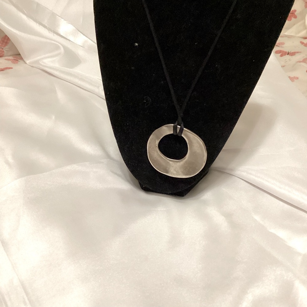 NWOT Estate Oval Necklace vintage